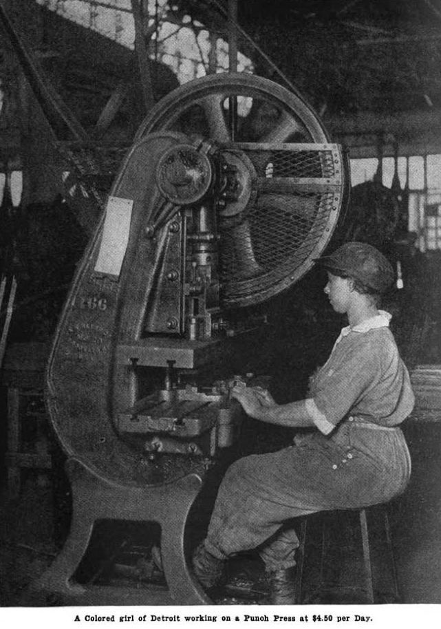 AA Women Workers Punch Press, The Crisis, Nov 1918