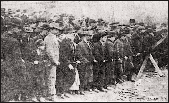 Marianna PA Mine Disaster, Crowd Roped Off, Ptt Prs p1, Nov 30, 1908