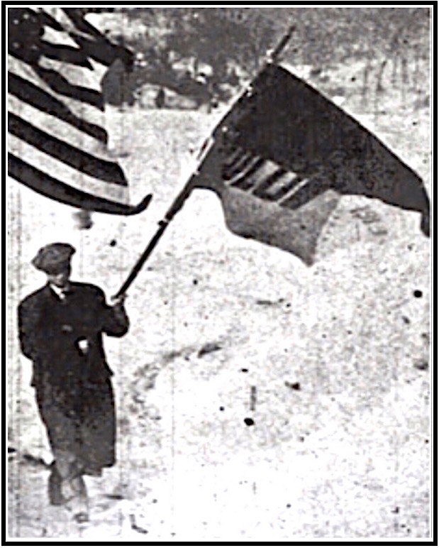 Detail Tikas w Ludlow Flag, Mother Jones Leads CO FoL Dlg to State House at Dnv, Toronto Star Wkly p8, Jan 3, 1913